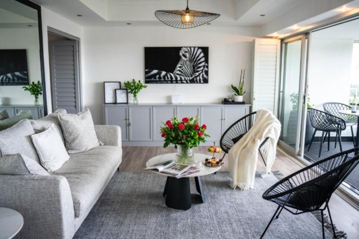 Far Horizons Camps Bay Otel Cape Town Oda fotoğraf