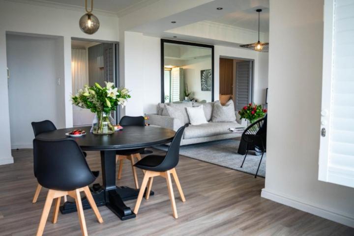 Far Horizons Camps Bay Otel Cape Town Oda fotoğraf